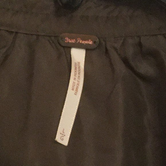 FREE PEOPLE Women’s Olive Green Bomber Jacket Size Large, Orig $79; 50% off! - Picture 3 of 6